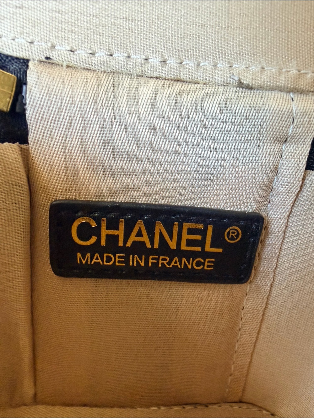 Fashion Chanel Mini Black PU Leather Ball Box Bag. NEW in Chanel (Damaged) Box - Picture 13 of 15